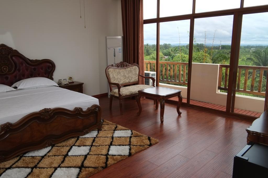 Victoria Beach Hotel Toamasina Quarto foto